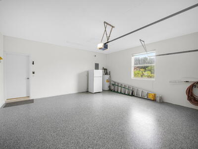 9070 Cypress Hollow Drive, Palm Beach Gardens, FL 33418