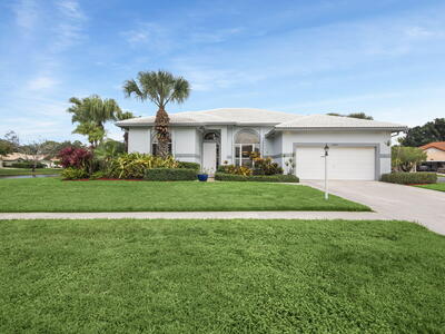 9070 Cypress Hollow Drive, Palm Beach Gardens, FL 33418