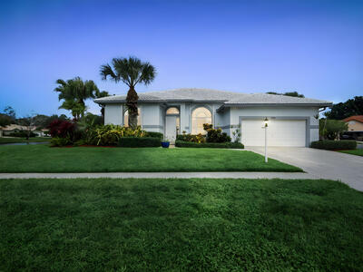 9070 Cypress Hollow Drive, Palm Beach Gardens, FL 33418