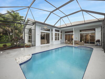 9070 Cypress Hollow Drive, Palm Beach Gardens, FL 33418