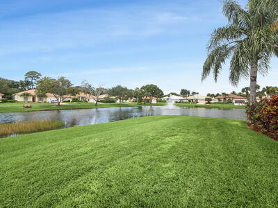 9070 Cypress Hollow Drive, Palm Beach Gardens, FL 33418