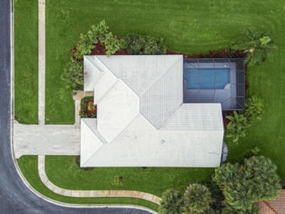 9070 Cypress Hollow Drive, Palm Beach Gardens, FL 33418