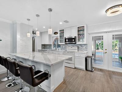 407 Highwood Circle, Jupiter, FL 33458