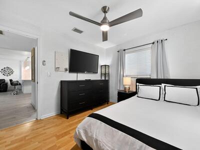 407 Highwood Circle, Jupiter, FL 33458