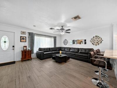 407 Highwood Circle, Jupiter, FL 33458