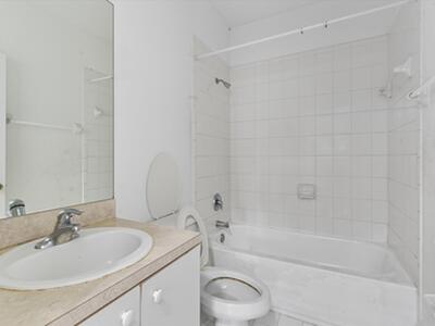 1407 S Santa Catalina Circle, North Lauderdale, FL 33068