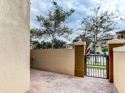 6515 Diamond Springs Terrace, West Palm Beach, FL 33411