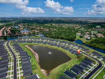 8960 Dahlia Circle, Port Saint Lucie, FL 34986