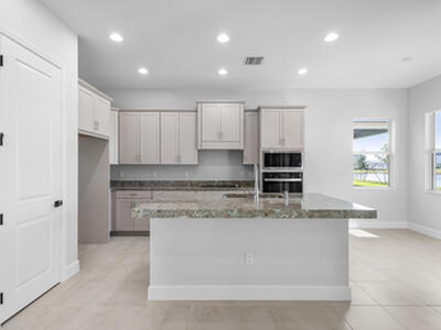 14208 Lacebark Lane, Westlake, FL 33470