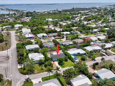 3837 NE Melba Drive, Jensen Beach, FL 34957