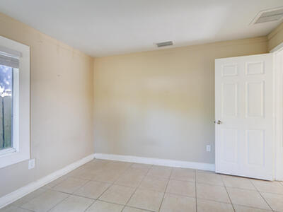 1204 Easter Avenue, Fort Pierce, FL 34950