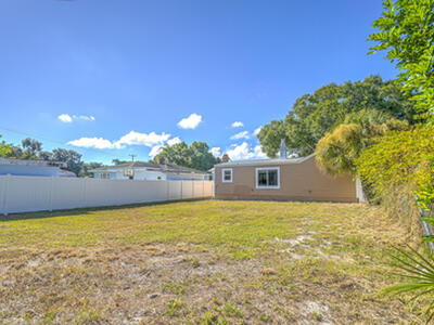 1204 Easter Avenue, Fort Pierce, FL 34950