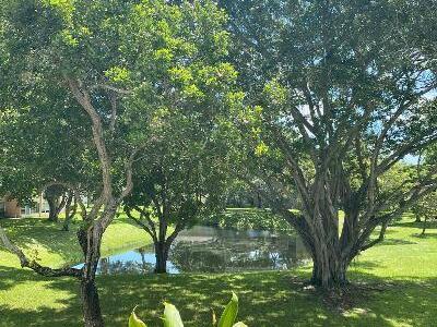 2900 Fiore Way, Delray Beach, FL 33445