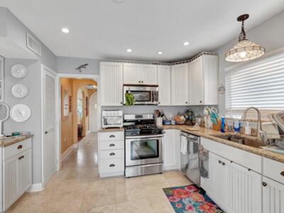 431 37th Street, West Palm Beach, FL 33407