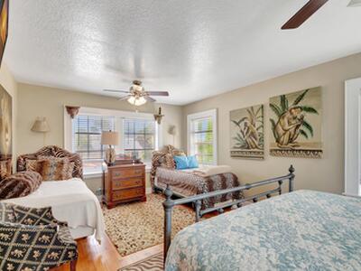 431 37th Street, West Palm Beach, FL 33407