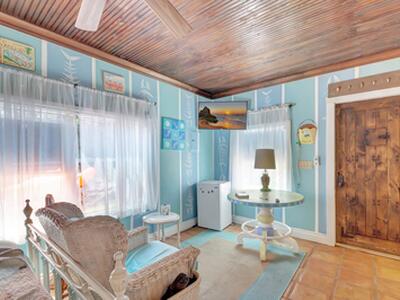 431 37th Street, West Palm Beach, FL 33407