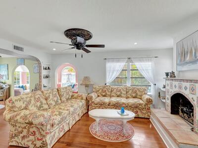 431 37th Street, West Palm Beach, FL 33407