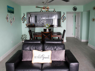 8 Ocean Boulevard Kingston, Out of Country, Out of Country 00000