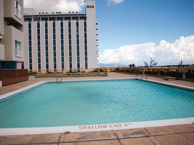 8 Ocean Boulevard Kingston, Out of Country, Out of Country 00000