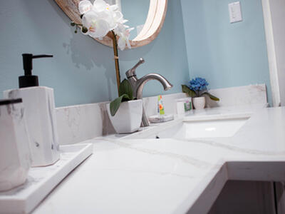 8 Ocean Boulevard Kingston, Out of Country, Out of Country 00000