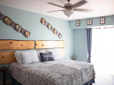 8 Ocean Boulevard Kingston, Out of Country, Out of Country 00000