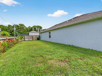 280 Falls Church Street SW, Palm Bay, FL 32908