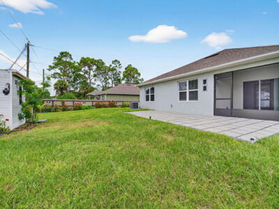 280 Falls Church Street SW, Palm Bay, FL 32908