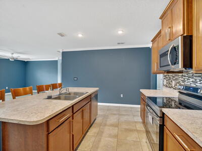 280 Falls Church Street SW, Palm Bay, FL 32908