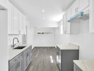 818 N Dixie Highway, Lake Worth Beach, FL 33460