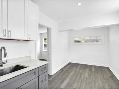 818 N Dixie Highway, Lake Worth Beach, FL 33460