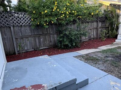 114 S J Street, Lake Worth Beach, FL 33460