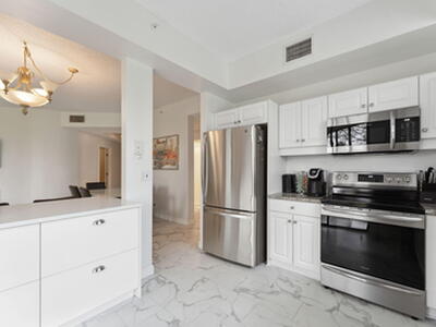 7546 La Paz Boulevard, Boca Raton, FL 33433