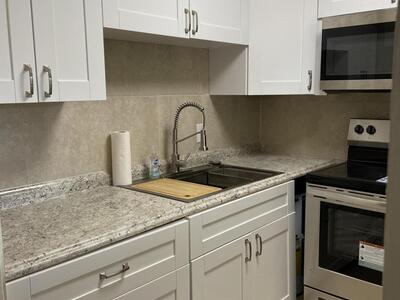 423 Chatham U, West Palm Beach, FL 33417