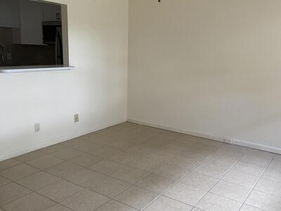 423 Chatham U, West Palm Beach, FL 33417