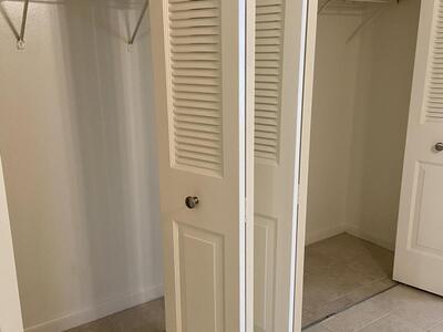 423 Chatham U, West Palm Beach, FL 33417