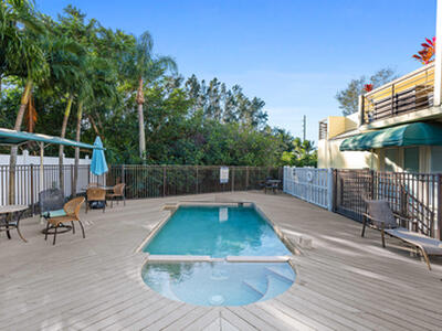 428 SW Akron Avenue, Stuart, FL 34994