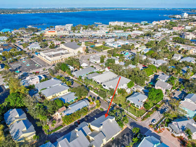 428 SW Akron Avenue, Stuart, FL 34994