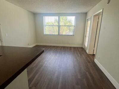 738 Executive Center Drive, West Palm Beach, FL 33401