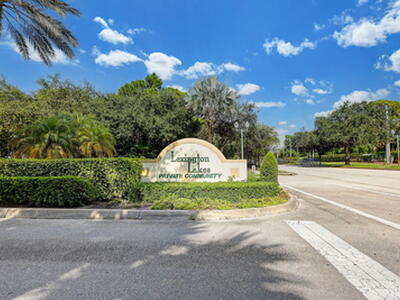 2988 SE Lexington Lakes Drive, Stuart, FL 34994