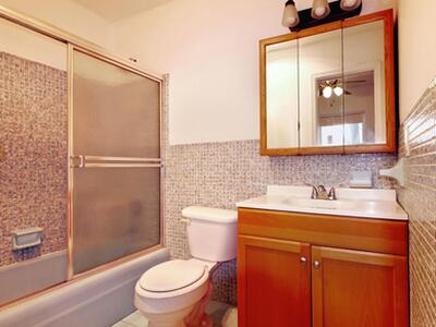 2031 SE 5th Street, Deerfield Beach, FL 33441