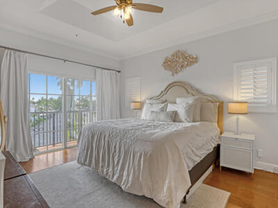 1950 Presidential Way, West Palm Beach, FL 33401