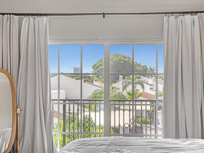 1950 Presidential Way, West Palm Beach, FL 33401