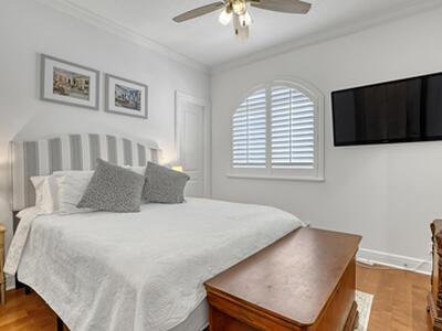 1950 Presidential Way, West Palm Beach, FL 33401