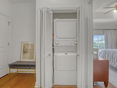 1950 Presidential Way, West Palm Beach, FL 33401