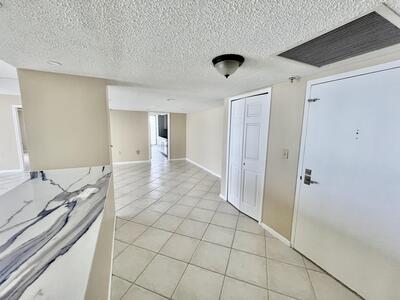 4200 N Ocean Drive, Singer Island, FL 33404