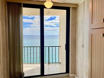 4200 N Ocean Drive, Singer Island, FL 33404