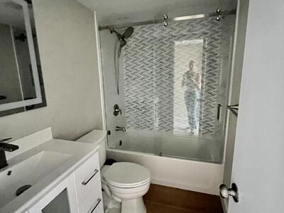 4200 N Ocean Drive, Singer Island, FL 33404