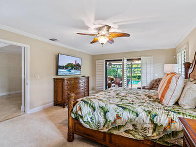 16 Thurston Drive, Palm Beach Gardens, FL 33418