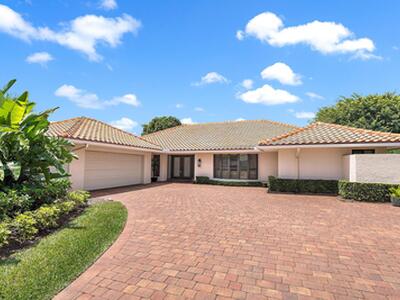 16 Thurston Drive, Palm Beach Gardens, FL 33418