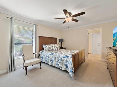 16 Thurston Drive, Palm Beach Gardens, FL 33418